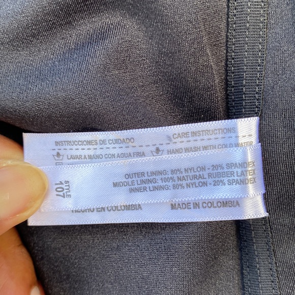 Shapewear - Picture 11 of 13